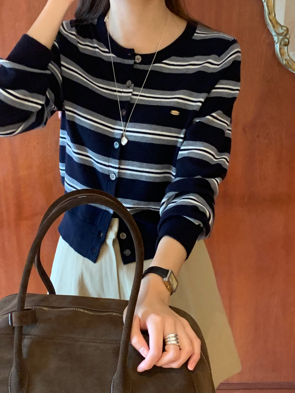 motion s.t cardigan-2col