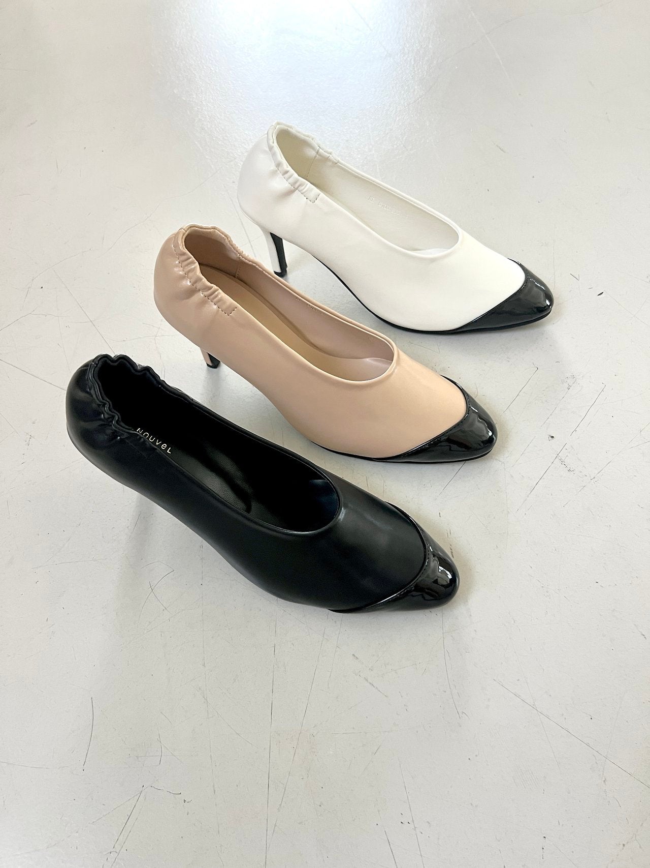 Two-tone combo stretch banding pumps
