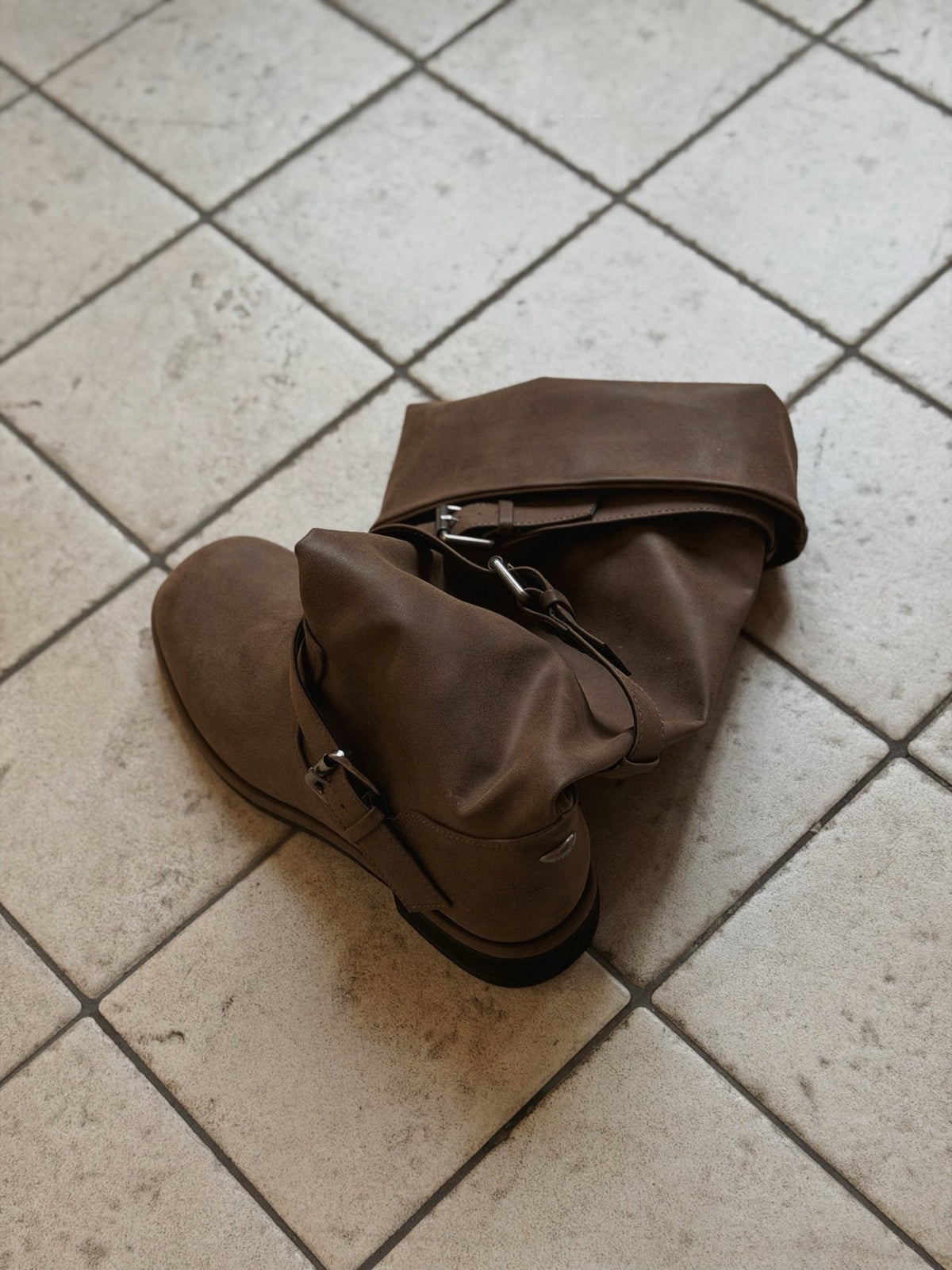 belted slouch boots-2col