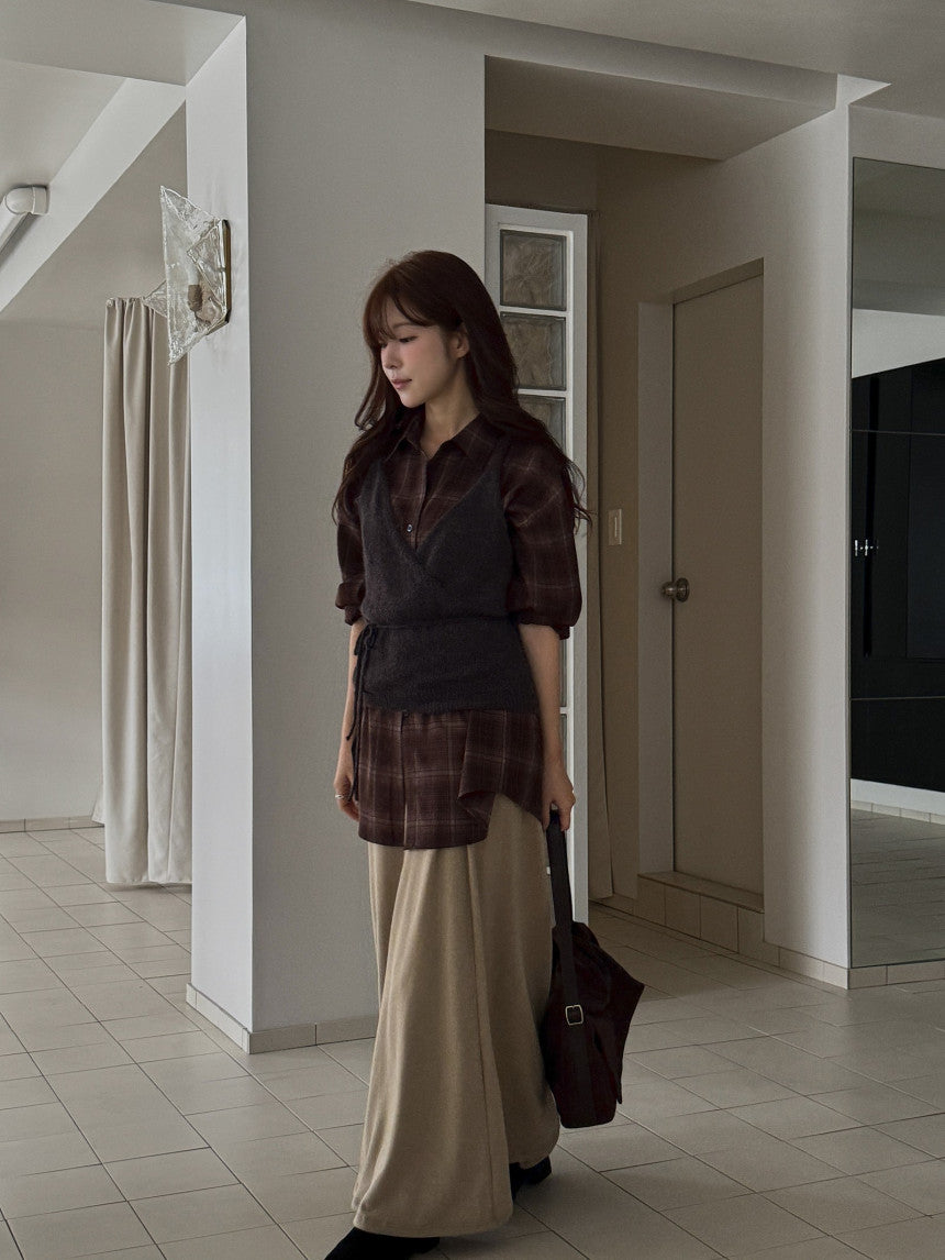 Wrap alpaca vest-2col