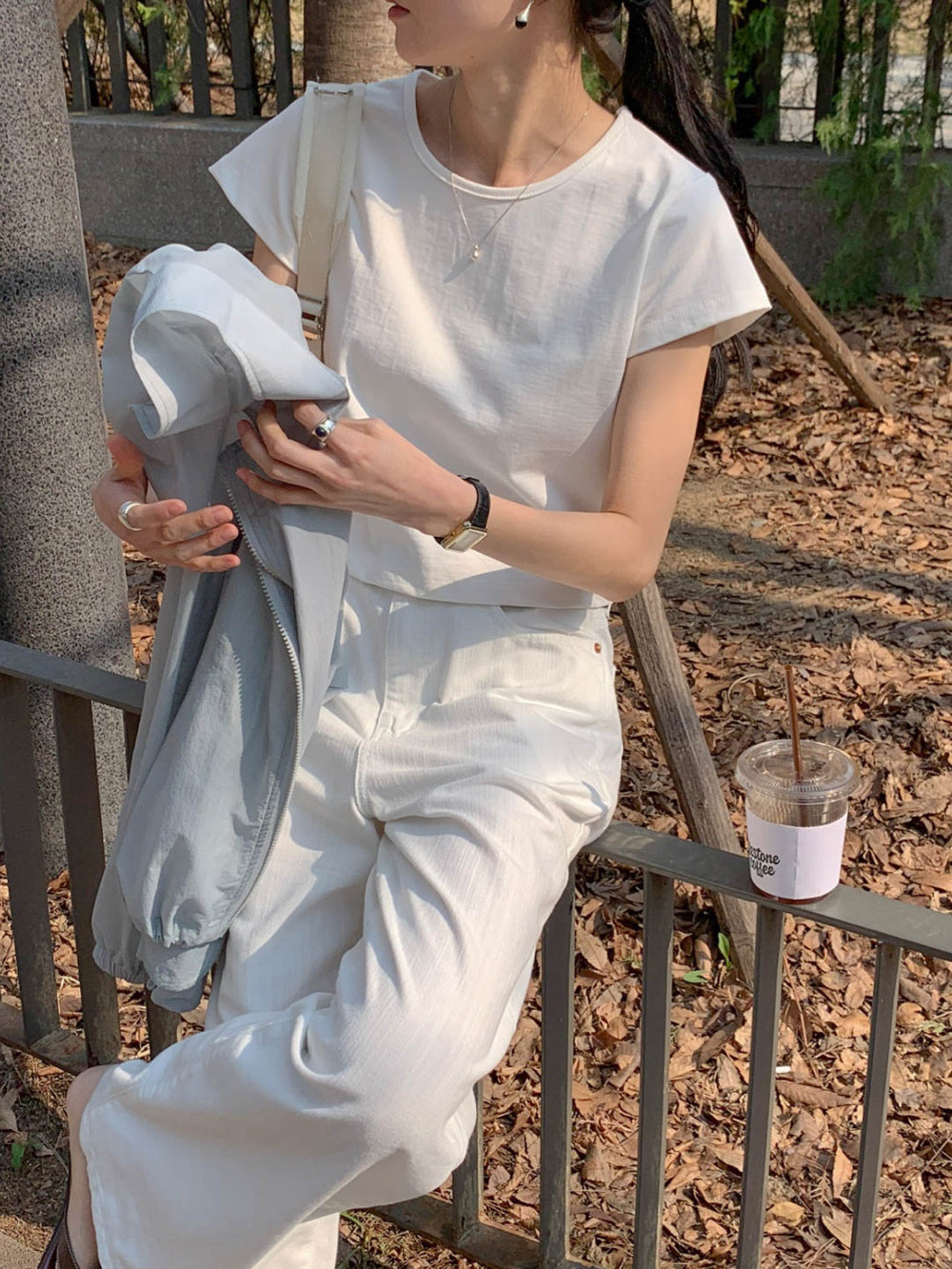 ivory即納 Baige semi crop T-4col
