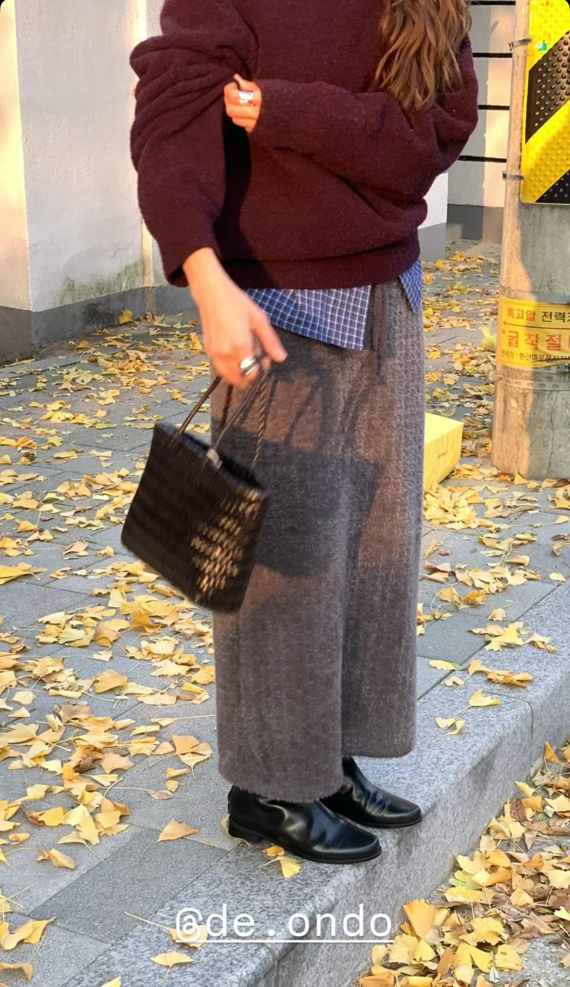 Warm eyelet skirt-2col