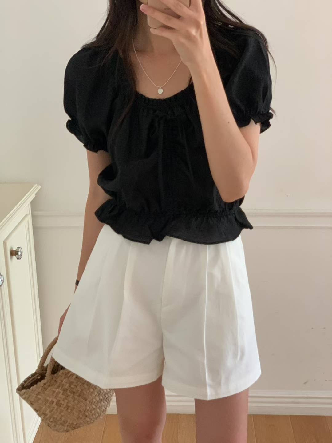 Mohavi frill half blouse-2col