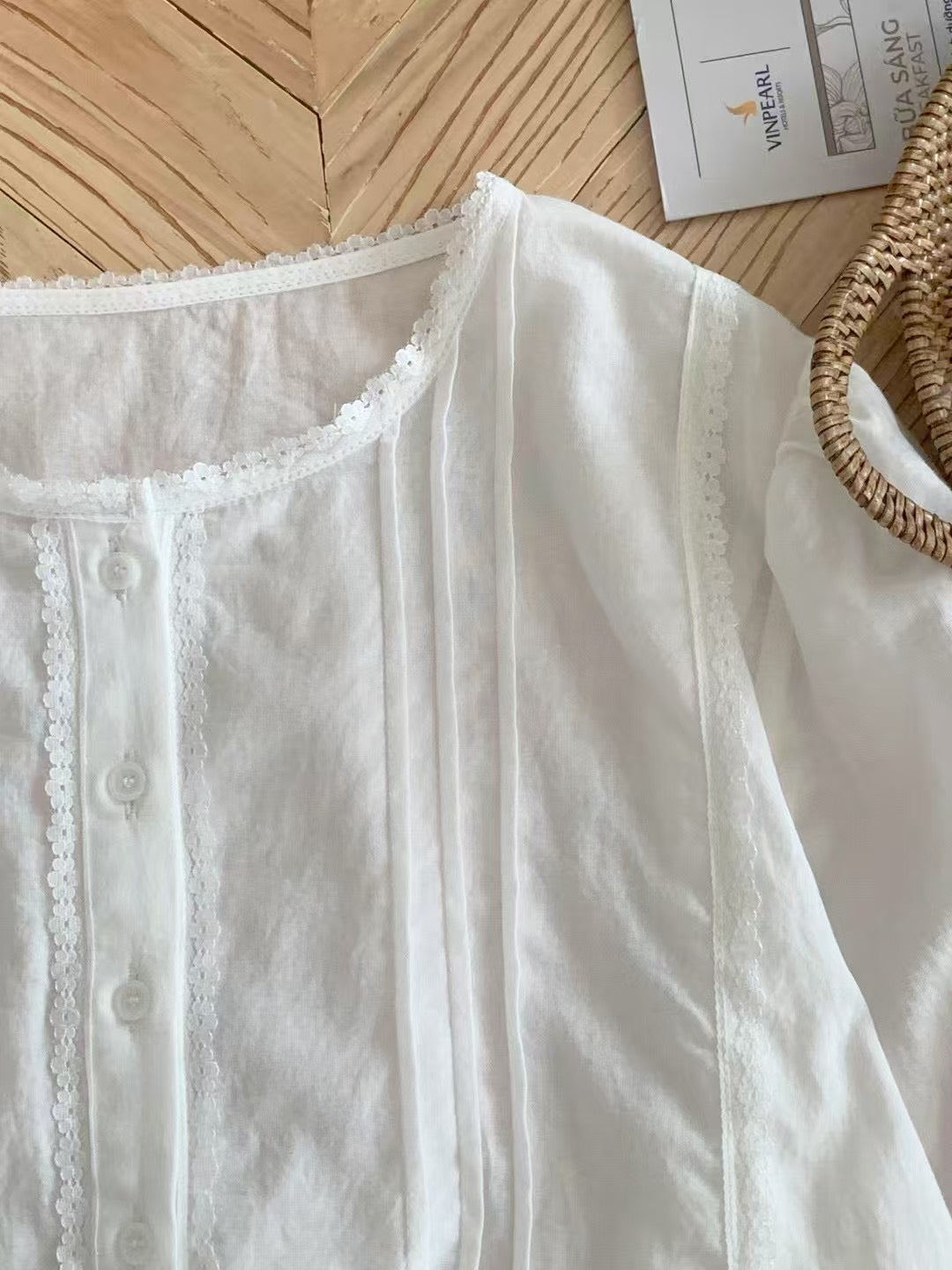 Moko lace blouse