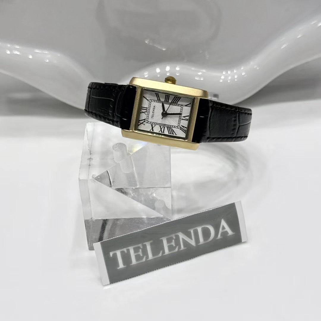 Telenda square leather