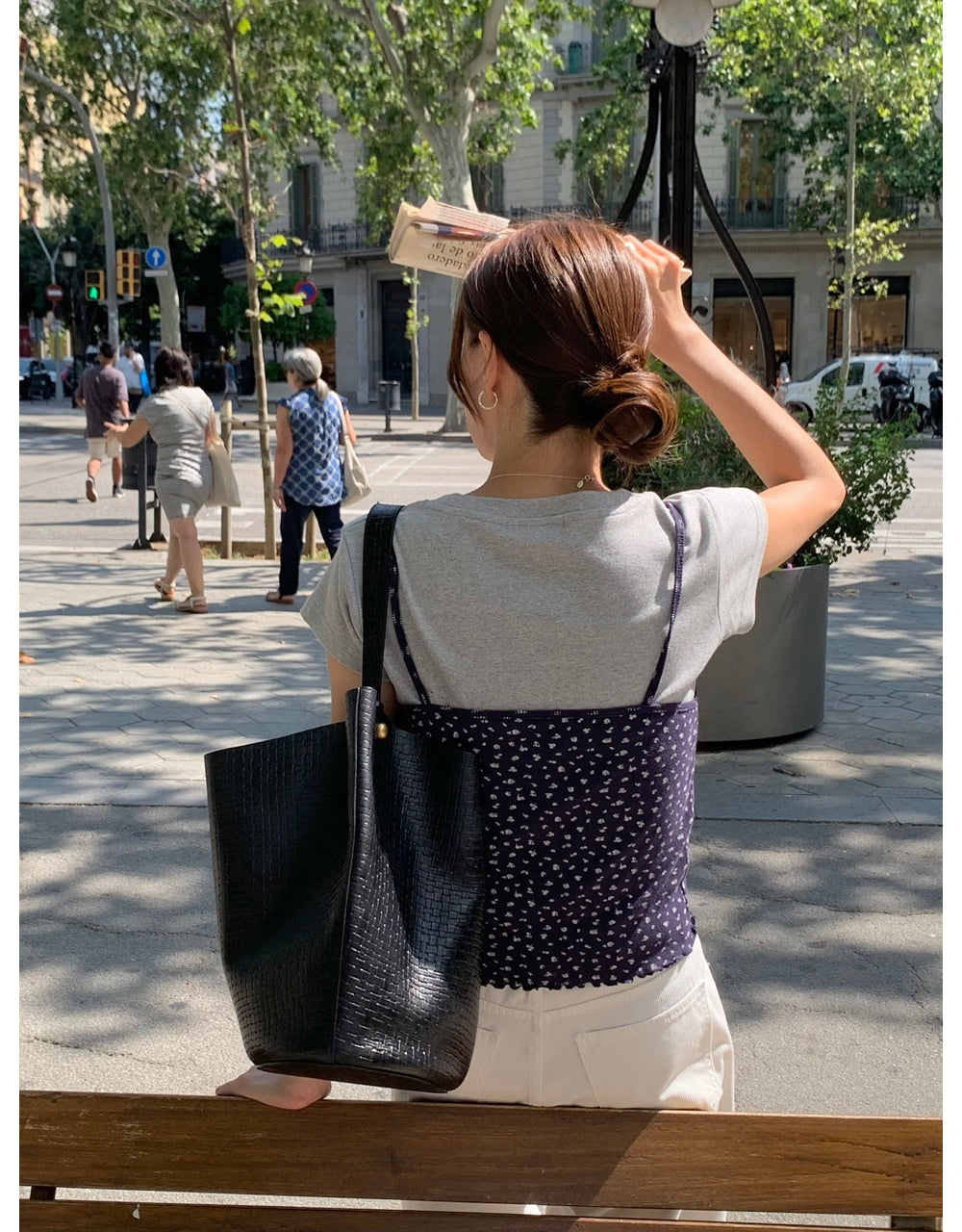 Camellia sleeveless-3col