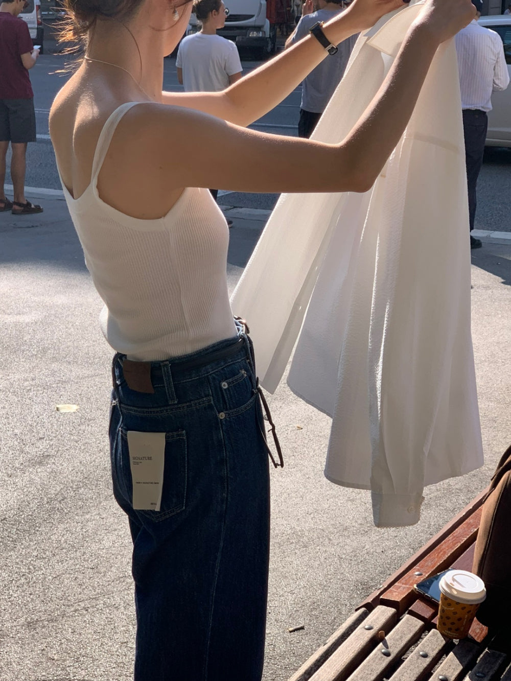 Sheer sleeveless-3col