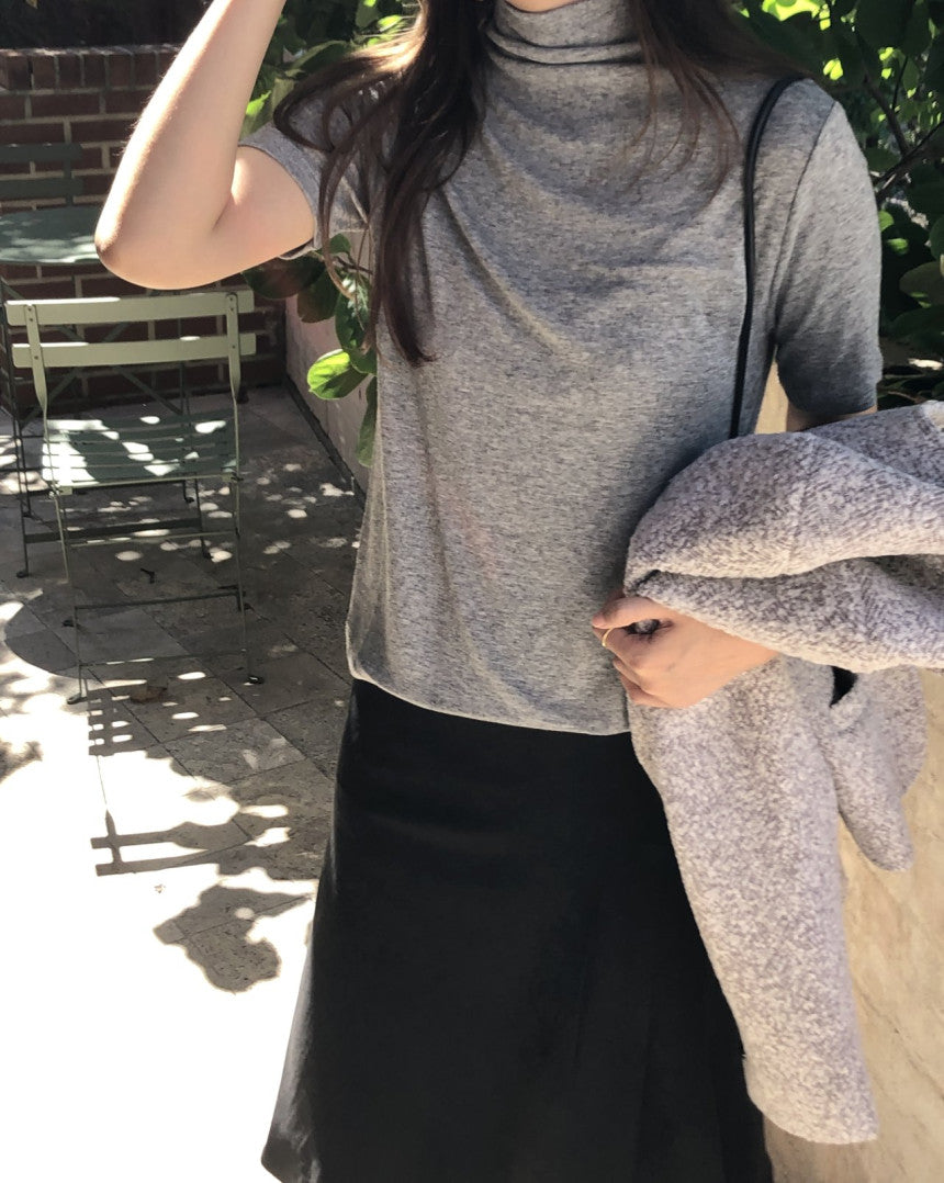 May mock-neck T-4col