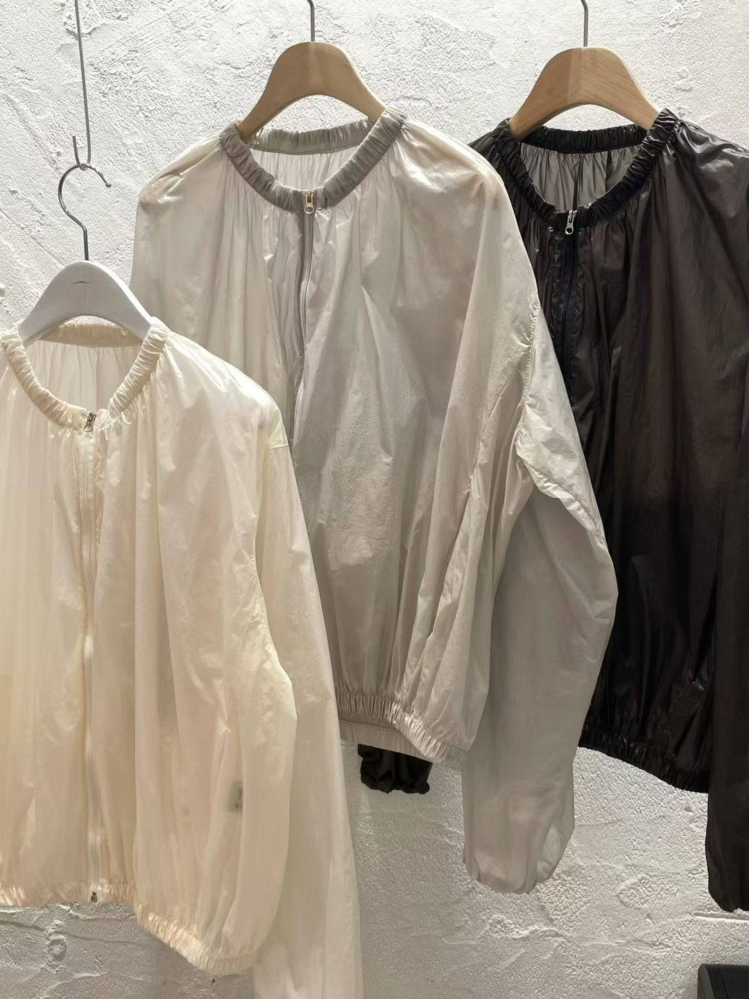 wash shirring zip-up