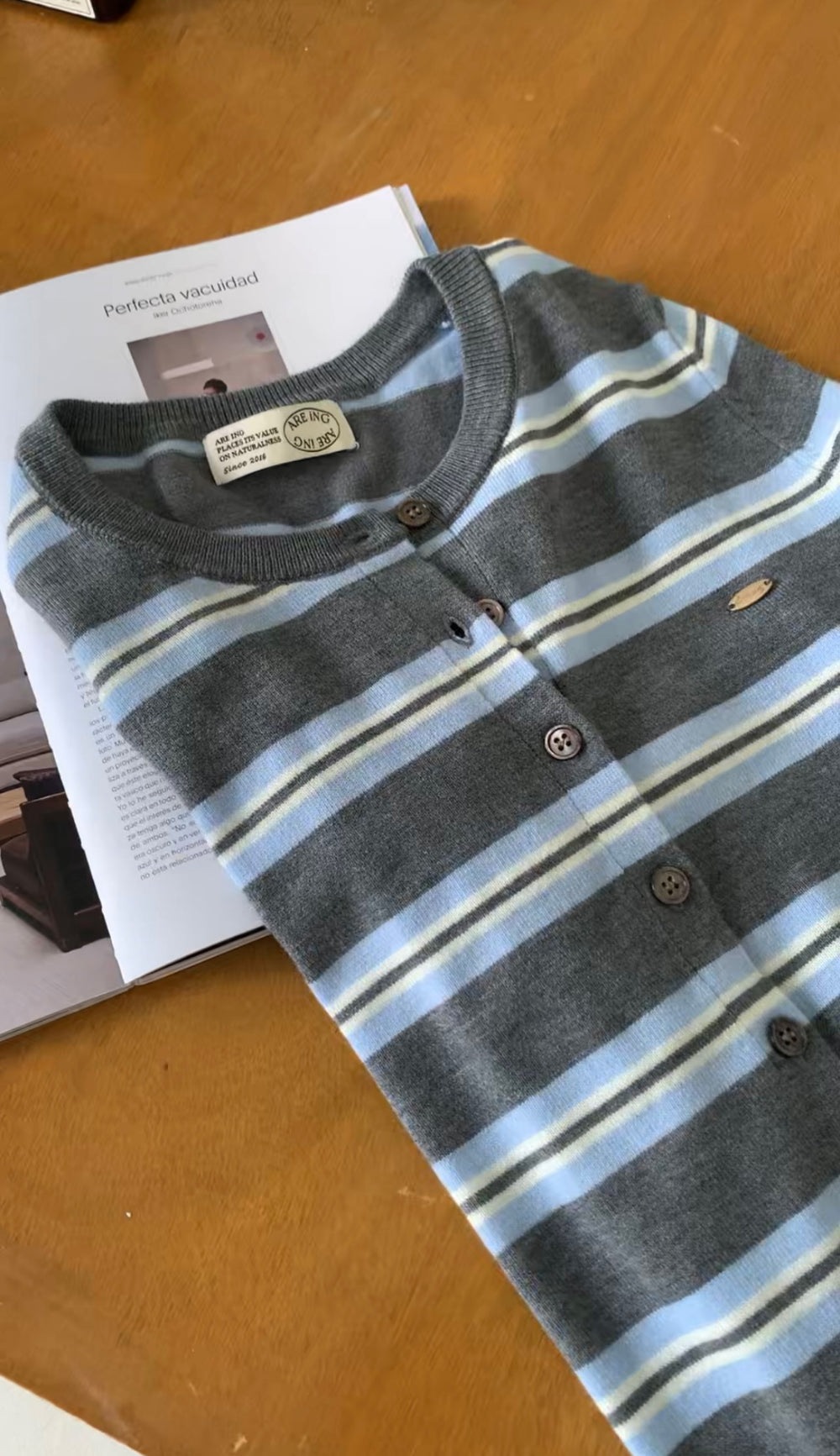 motion s.t cardigan-2col
