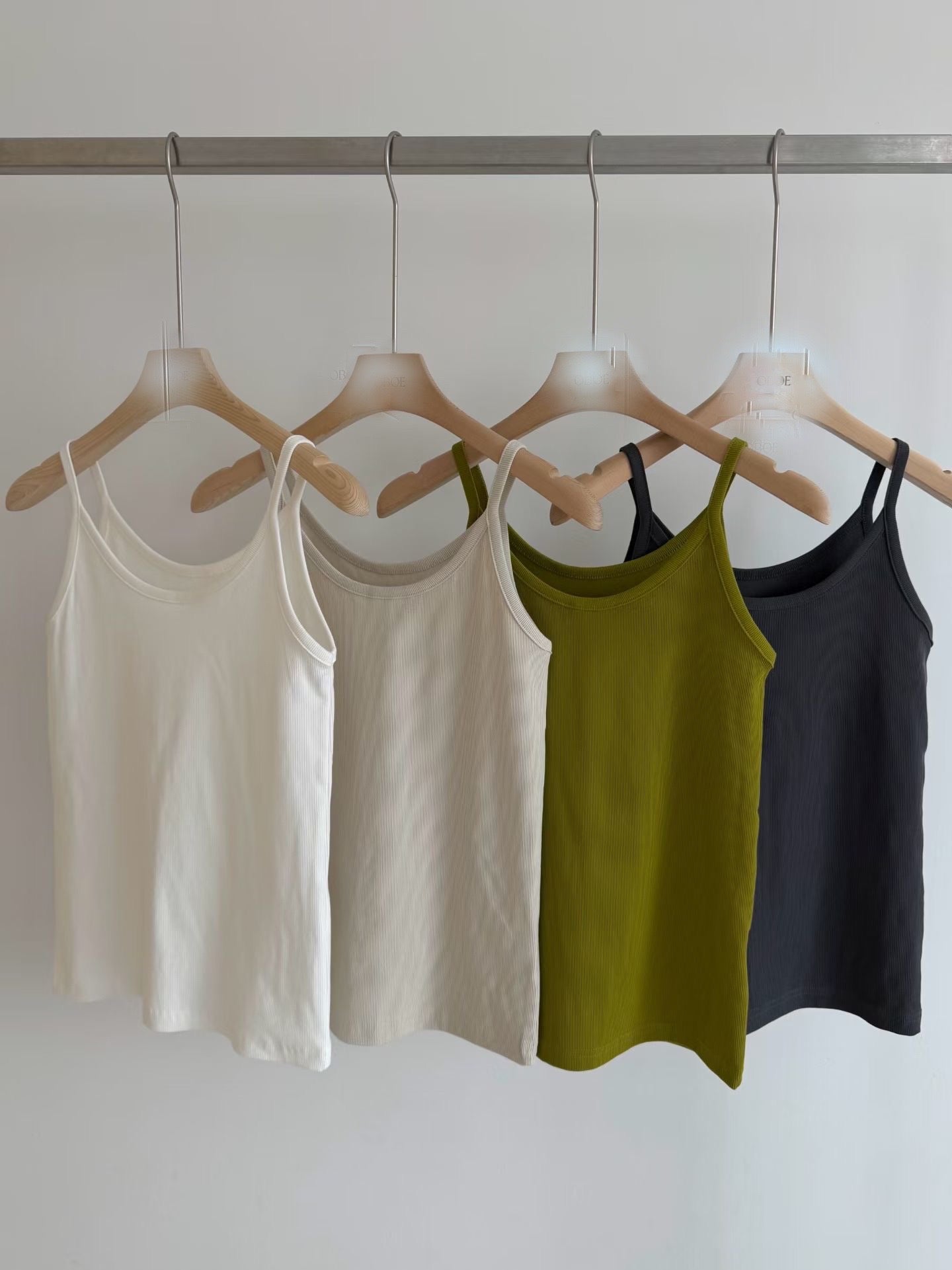 nutty sleeveless-4col