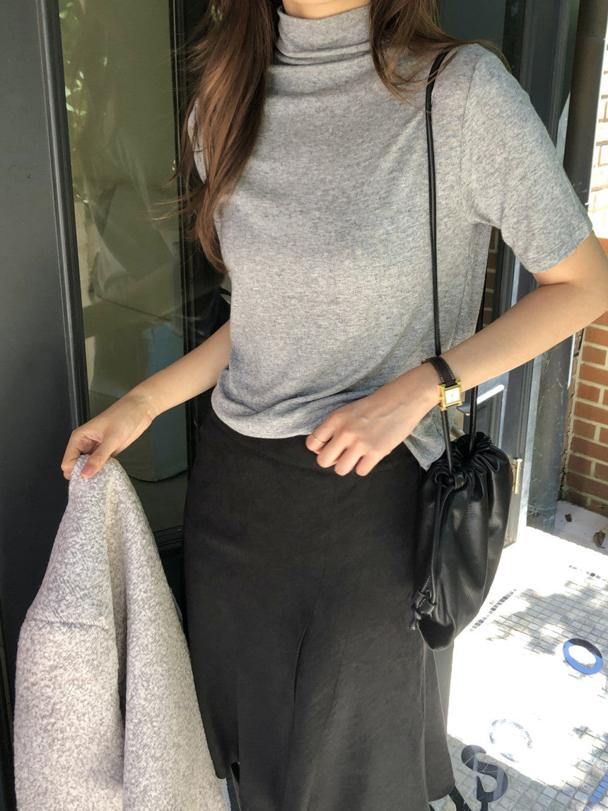May mock-neck T-4col