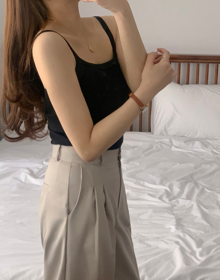 Nuts sleeveless-4col