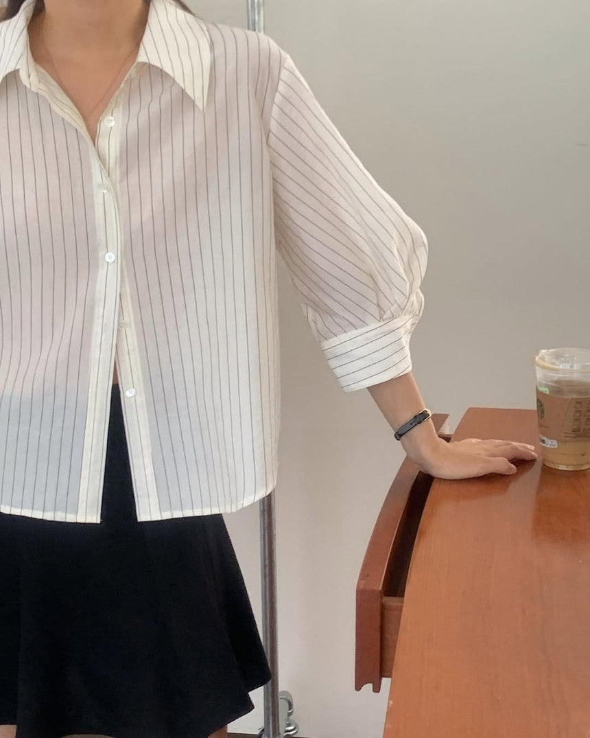 liter ferrier puff blouse-2col