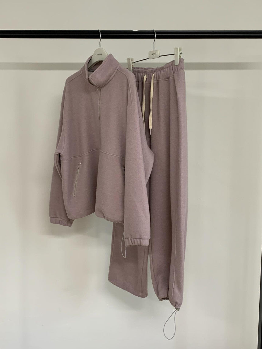 warm sweatshirt-3col