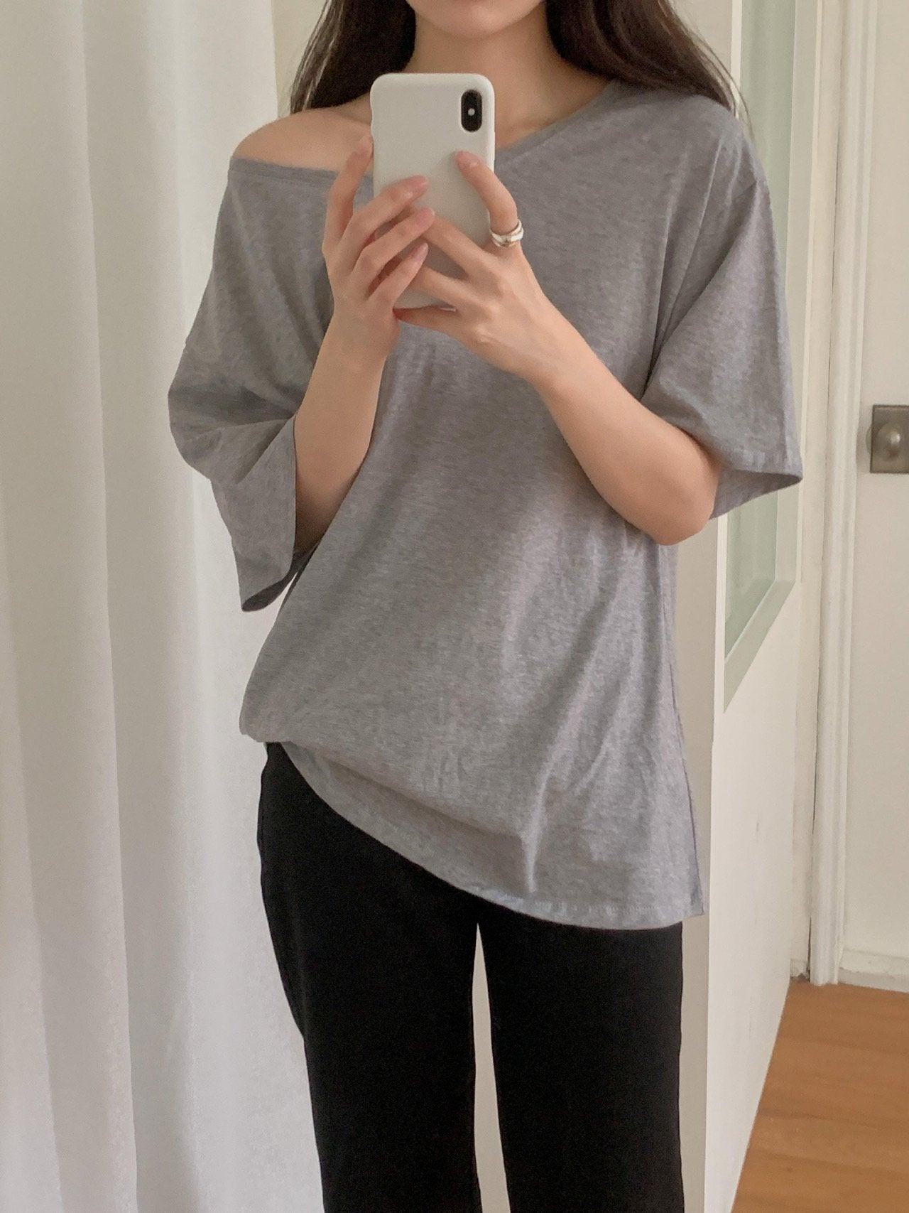 Off-shoulder T-4col