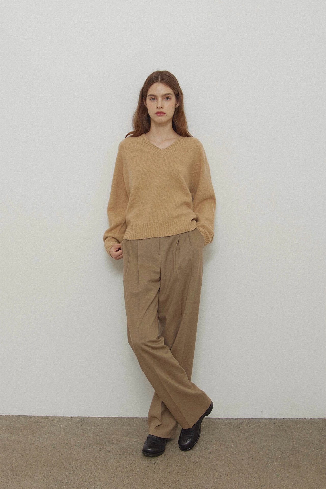 Sale navy即納 Cashmere V knit