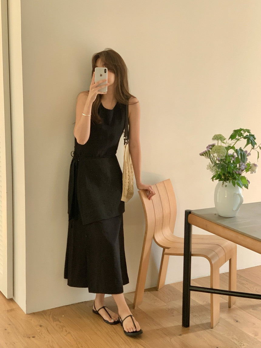 Veine string sleeveless wrap onpiece-2col
