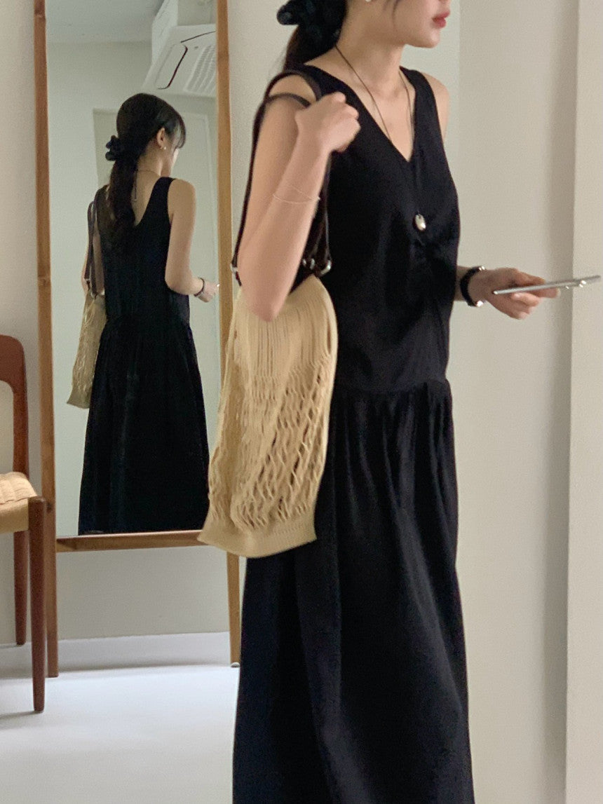 Posh v-neck shirring onepiece-2col