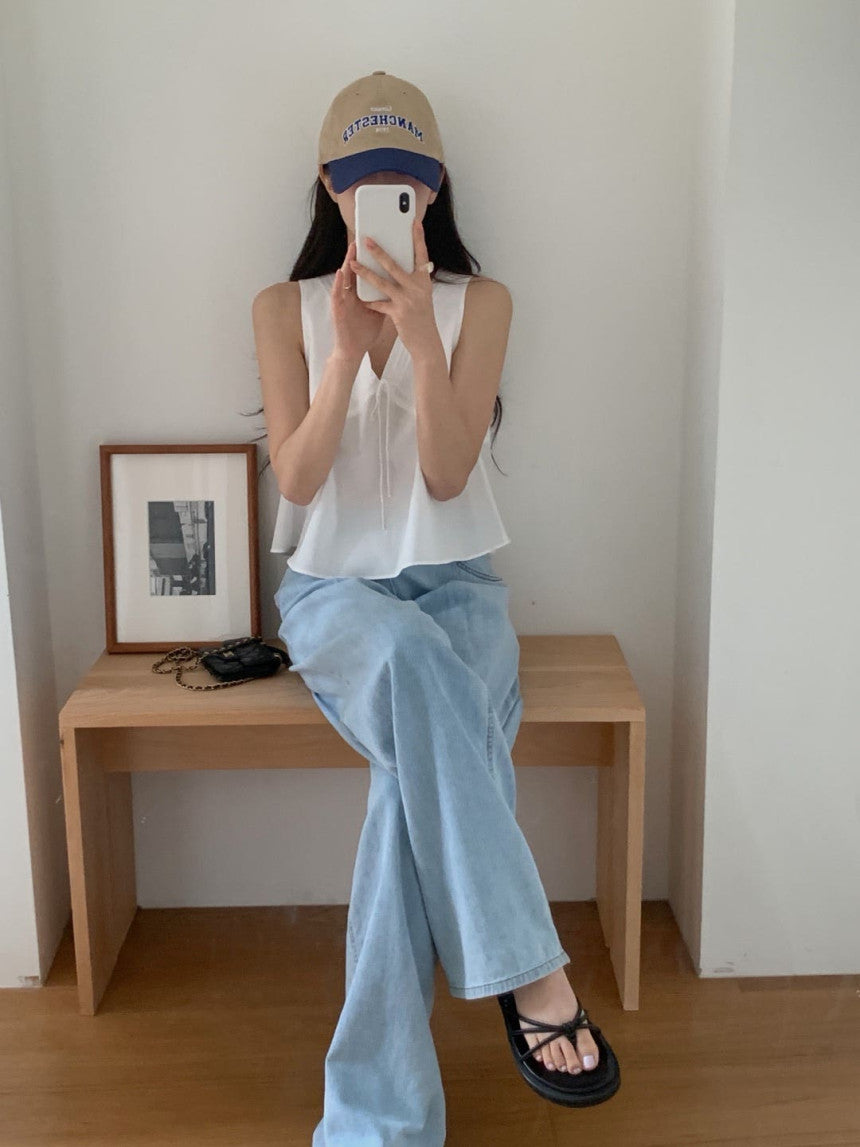one-tuck denim