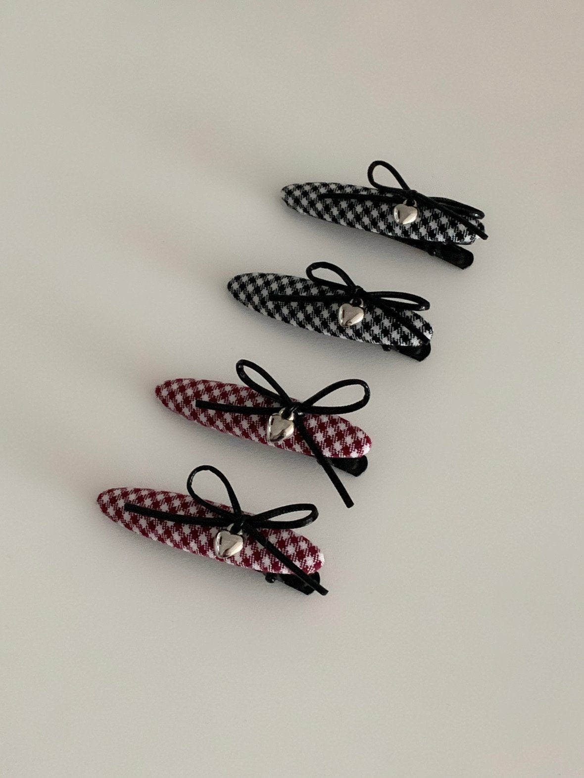 Check tongs hairpin