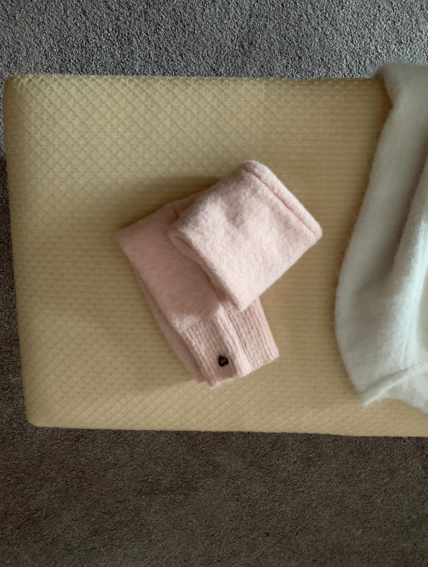 Pretty hand warmer-3col