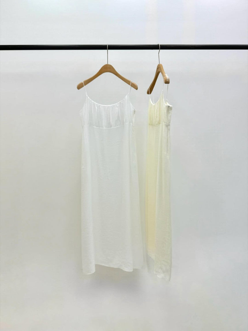Oz shirring string onepiece-2col