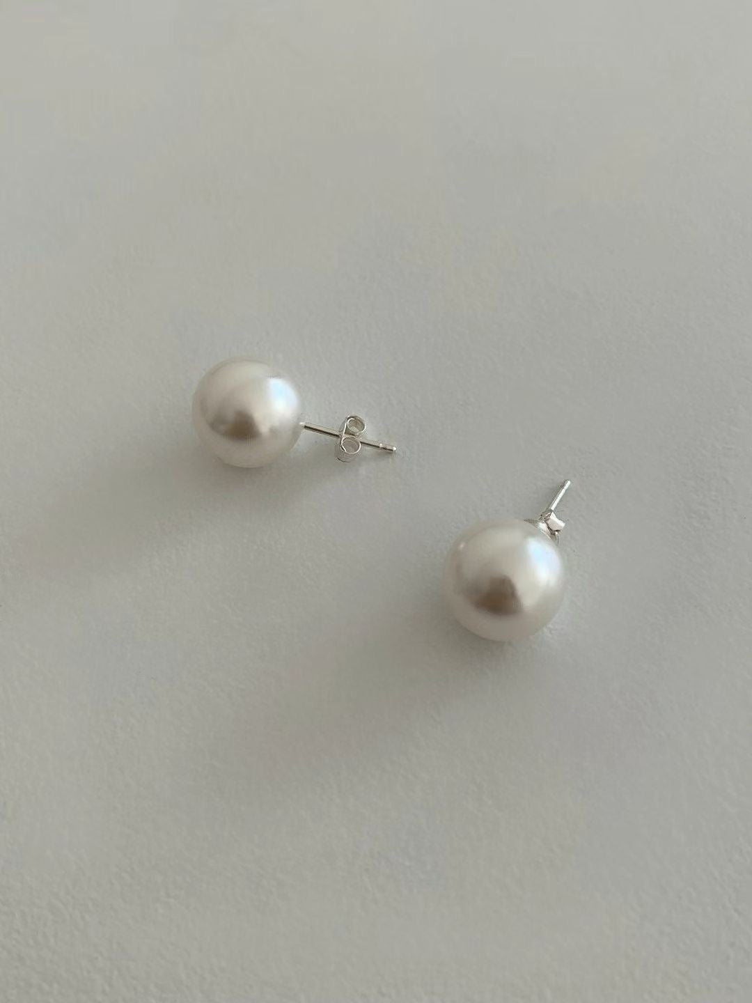 pearl earrings
