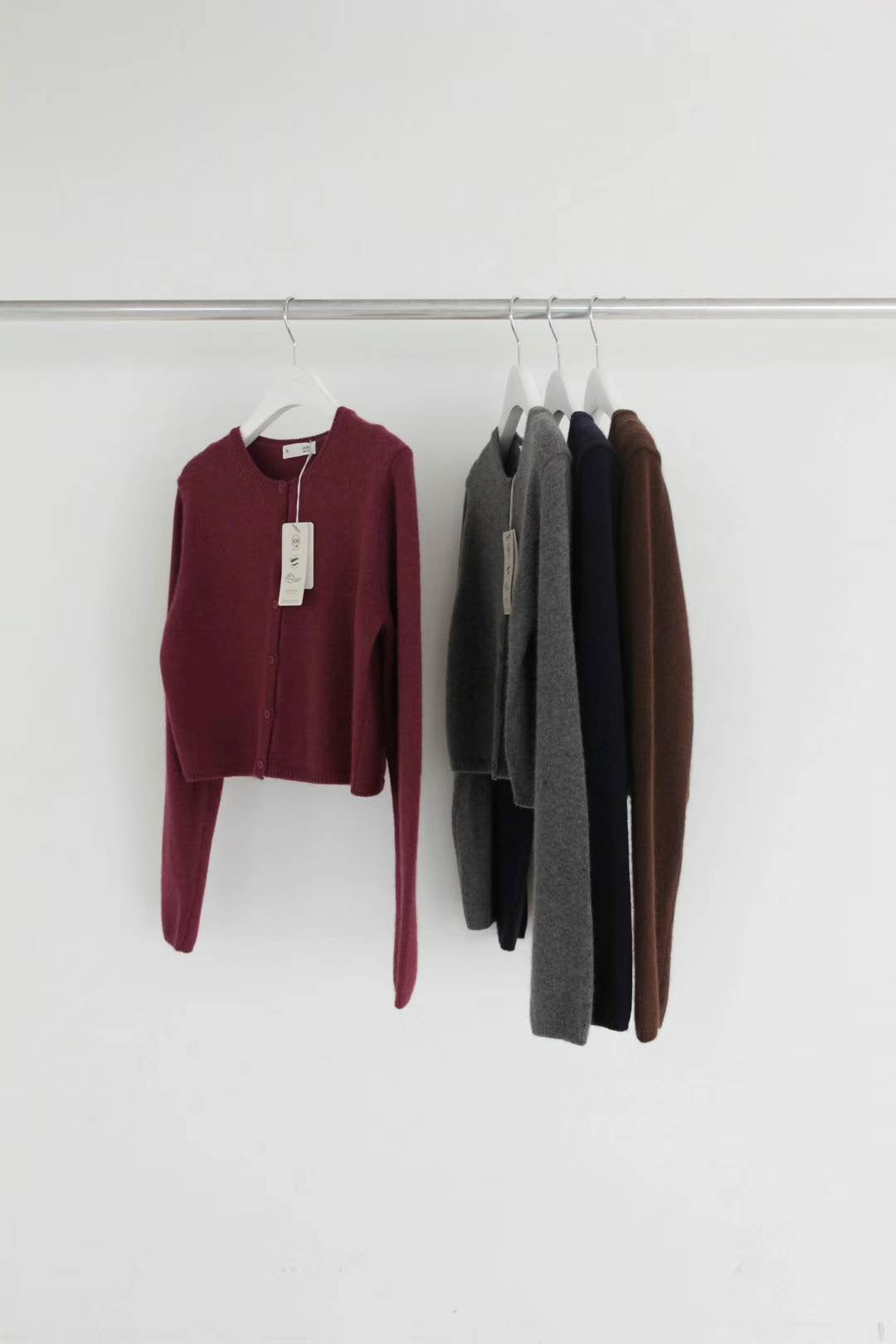 Deondo camel wool logo cardigan-5col