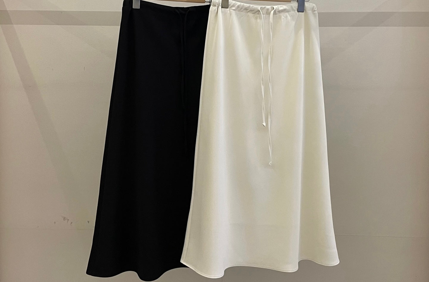 liter beautiful skirt-2col