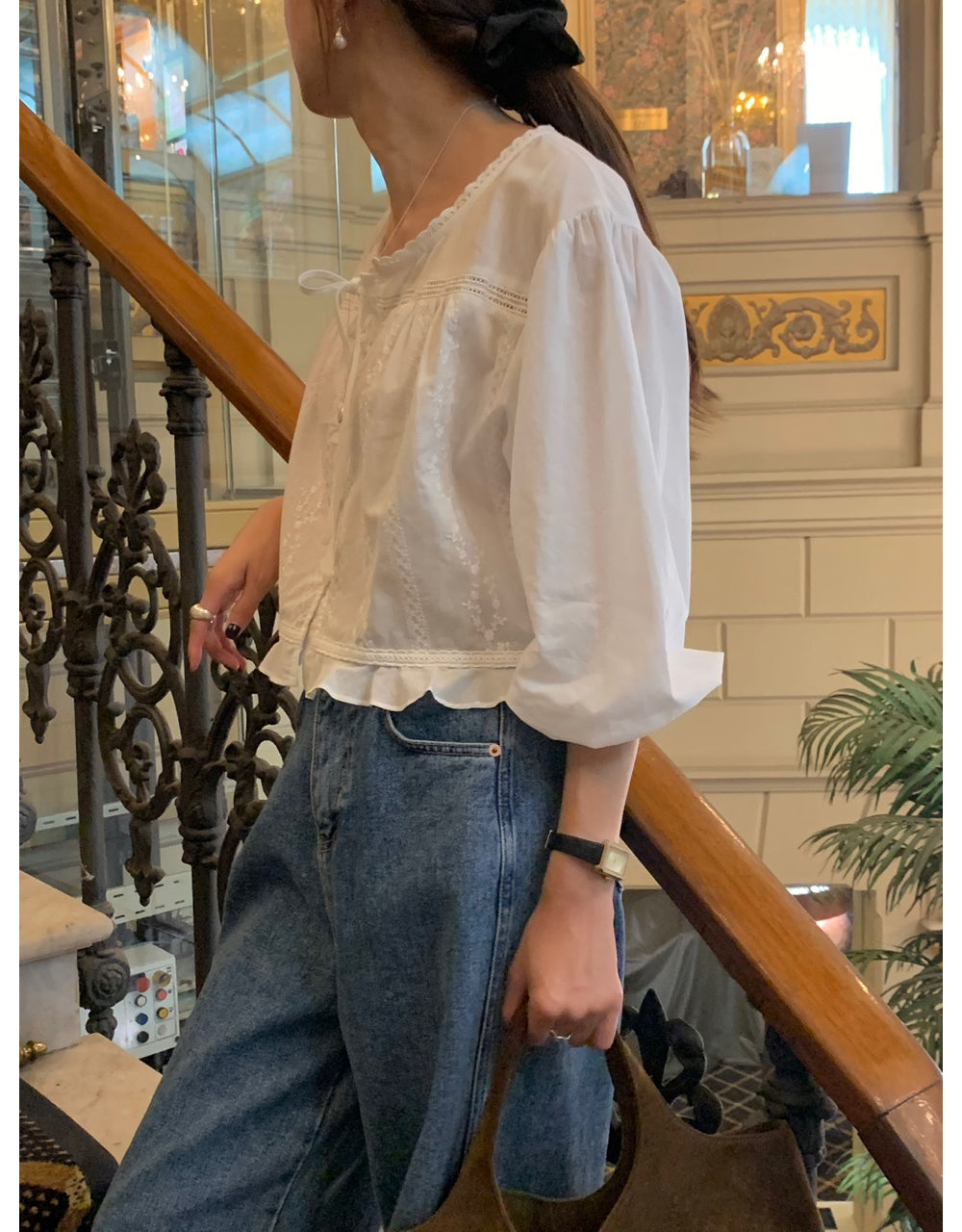 Moon byul blouse