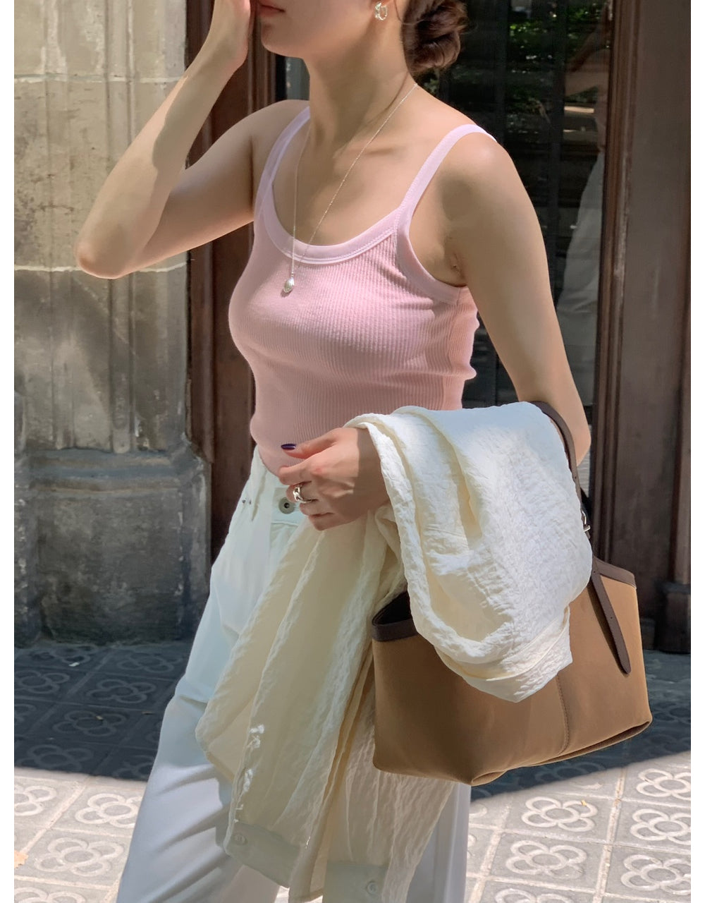 Sheer sleeveless-3col