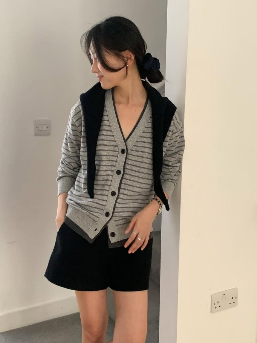 Dear shawl warmer-4col