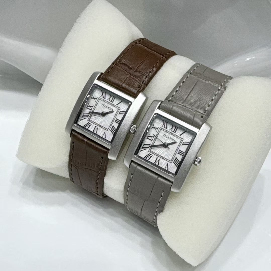 Telenda square leather