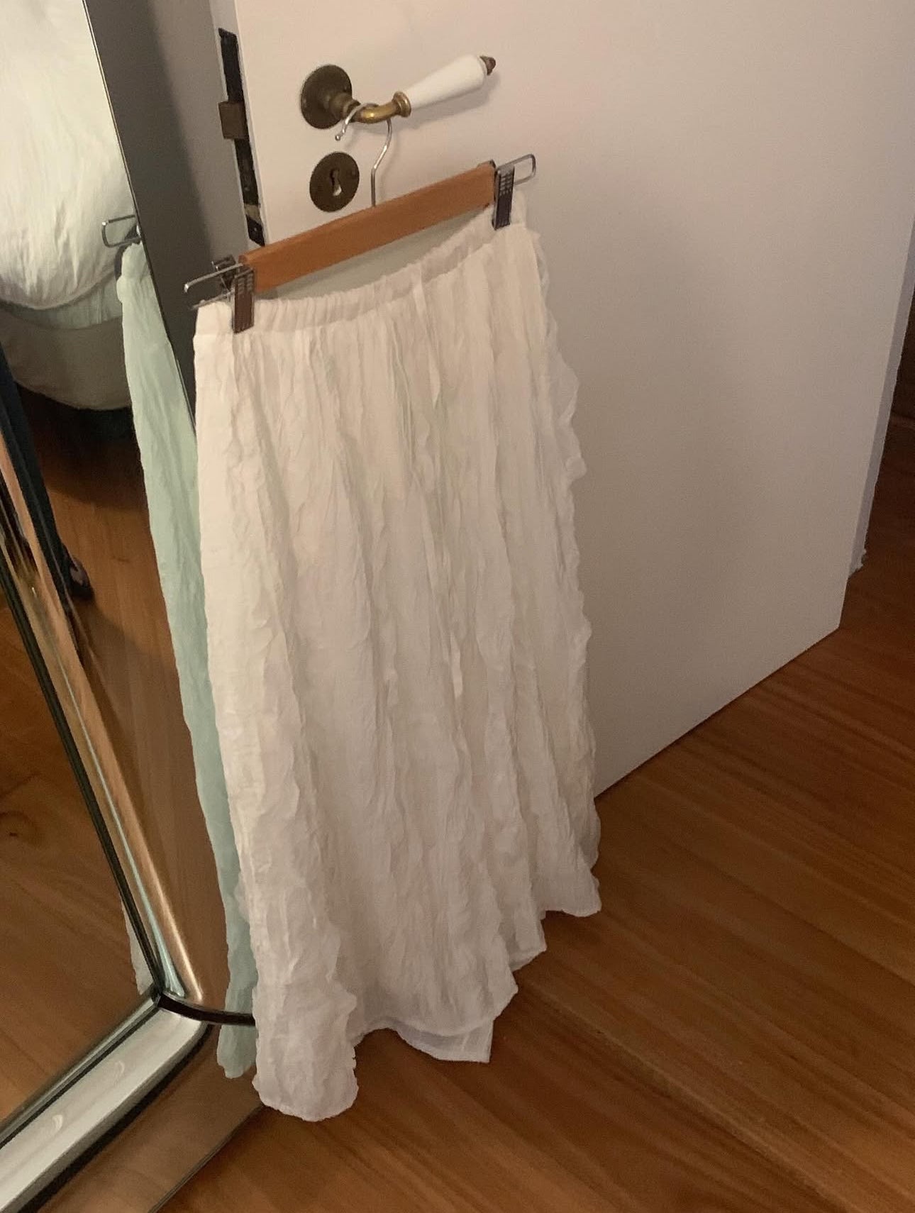 liter giselle ruffle skirt-2col
