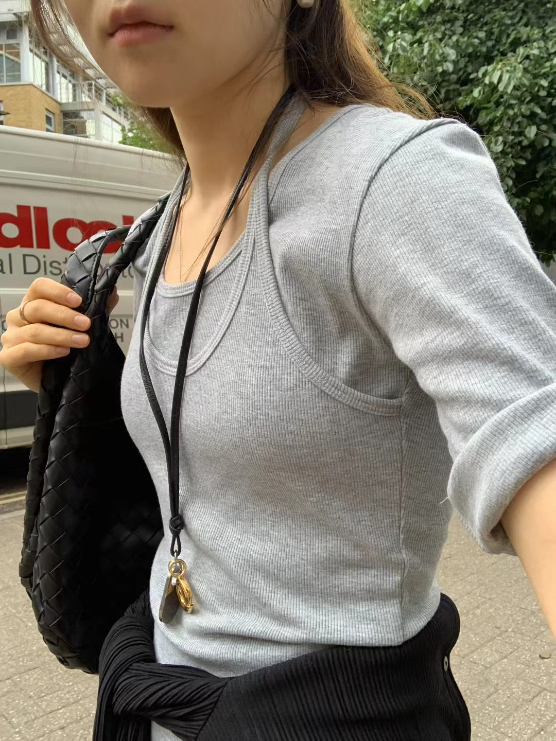 Ounce Isabel layered T-3col