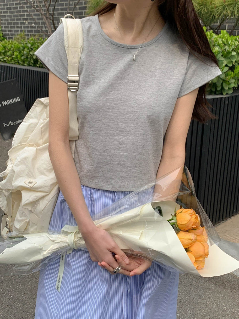 ivory即納 Baige semi crop T-4col