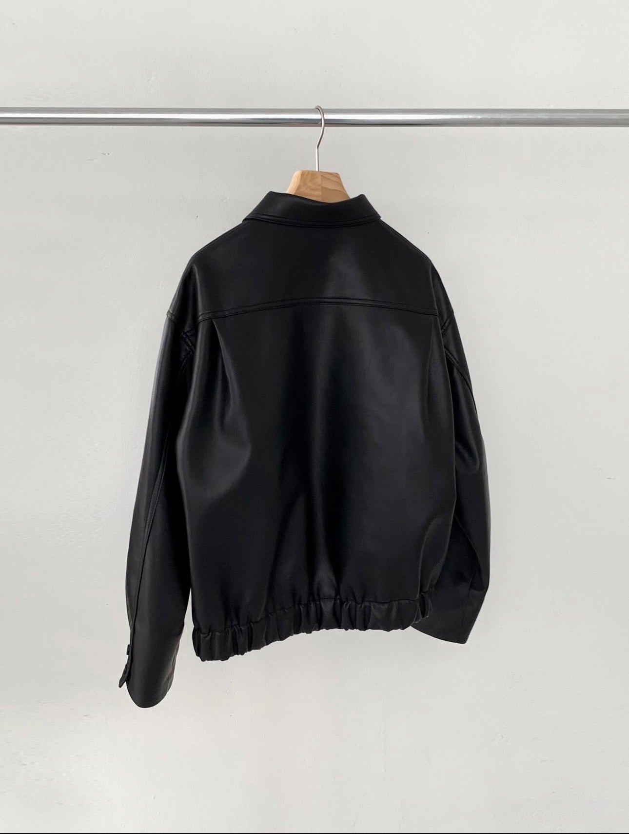 liter log leather jacket