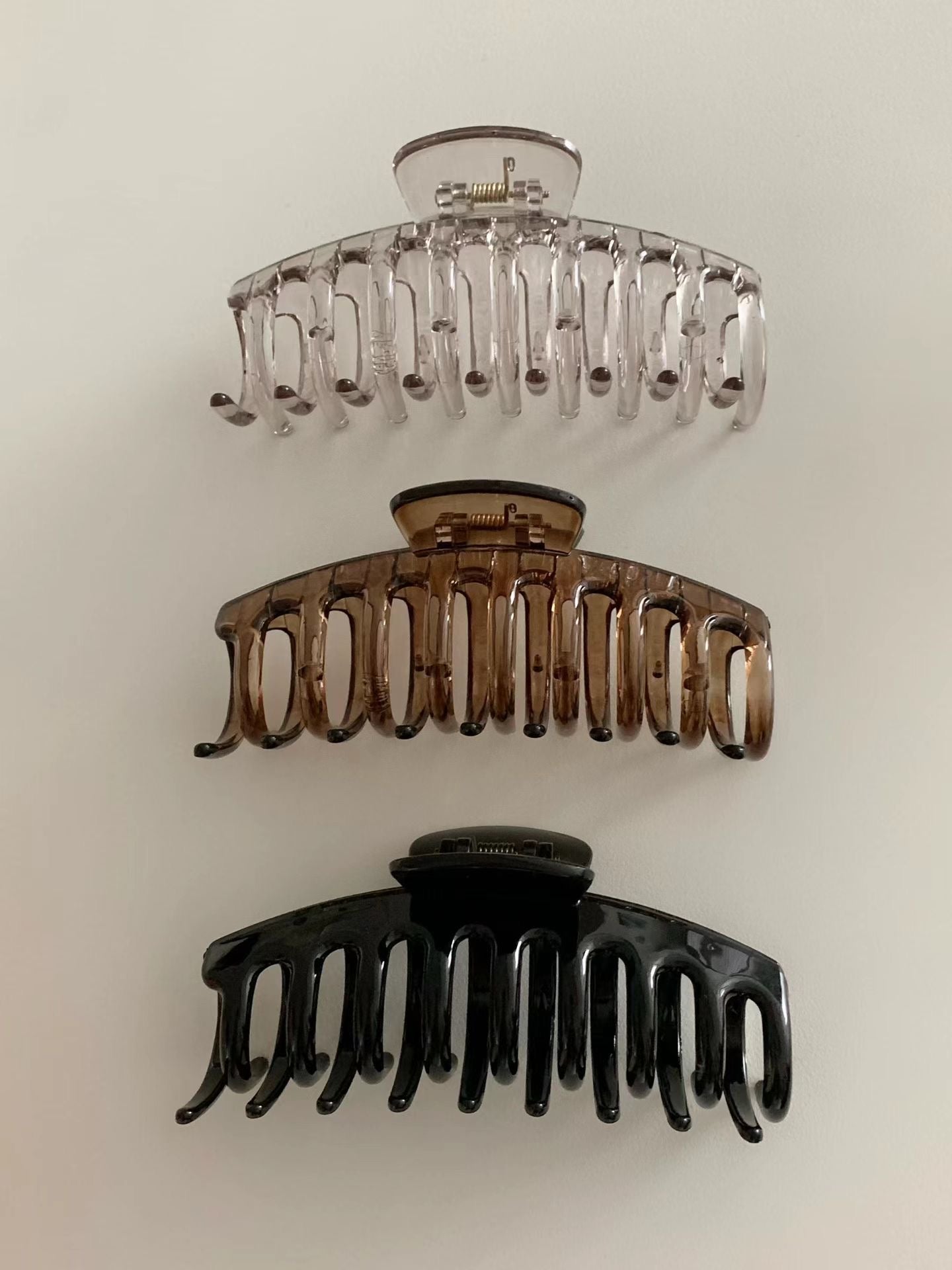acrylic tongs pin