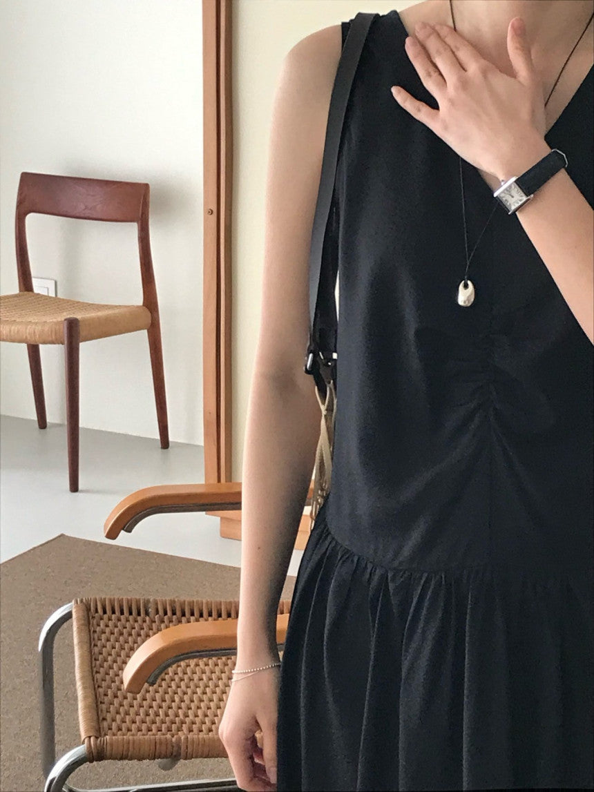 Posh v-neck shirring onepiece-2col