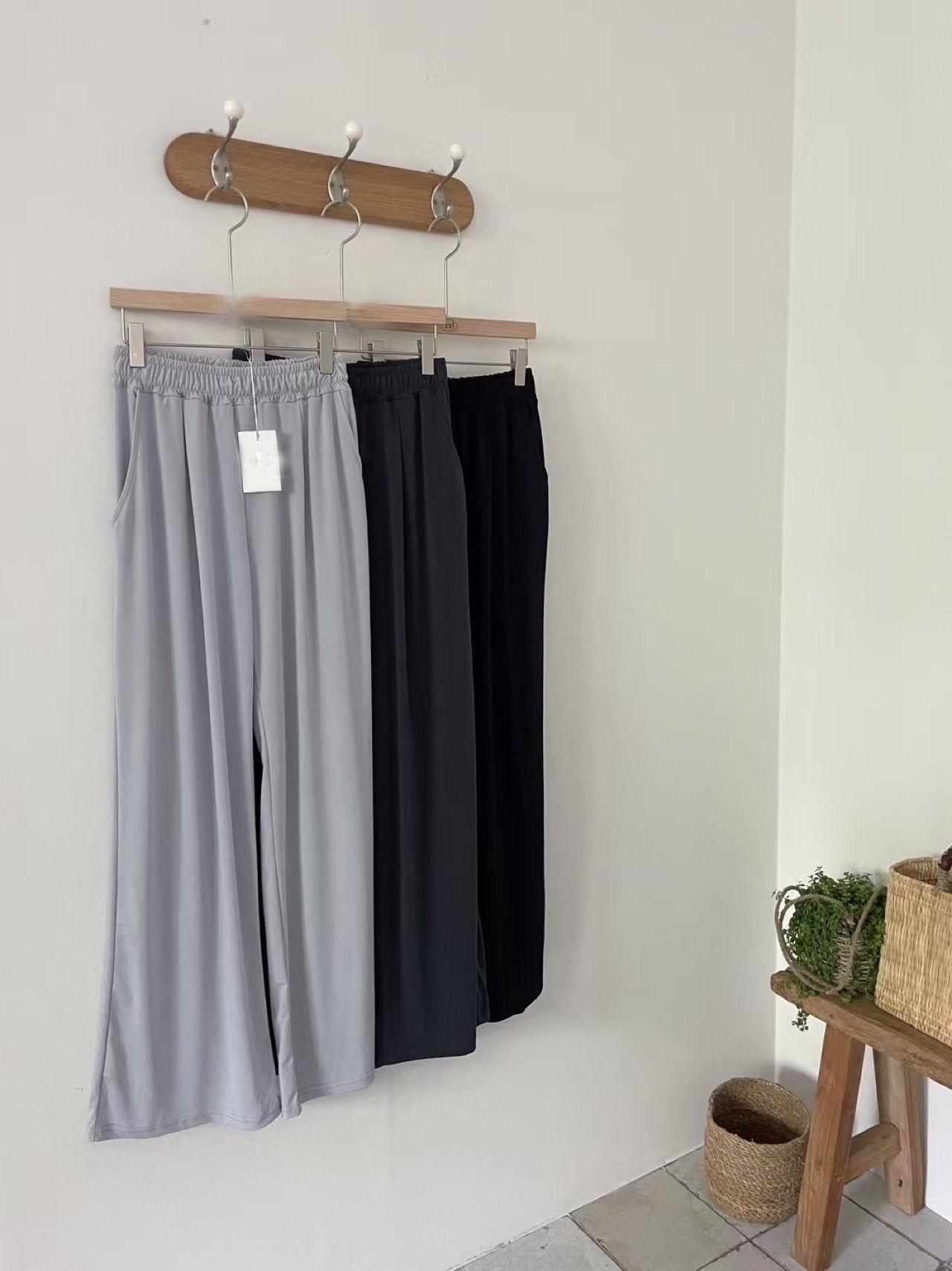 if pintuck wide banding pants-3col