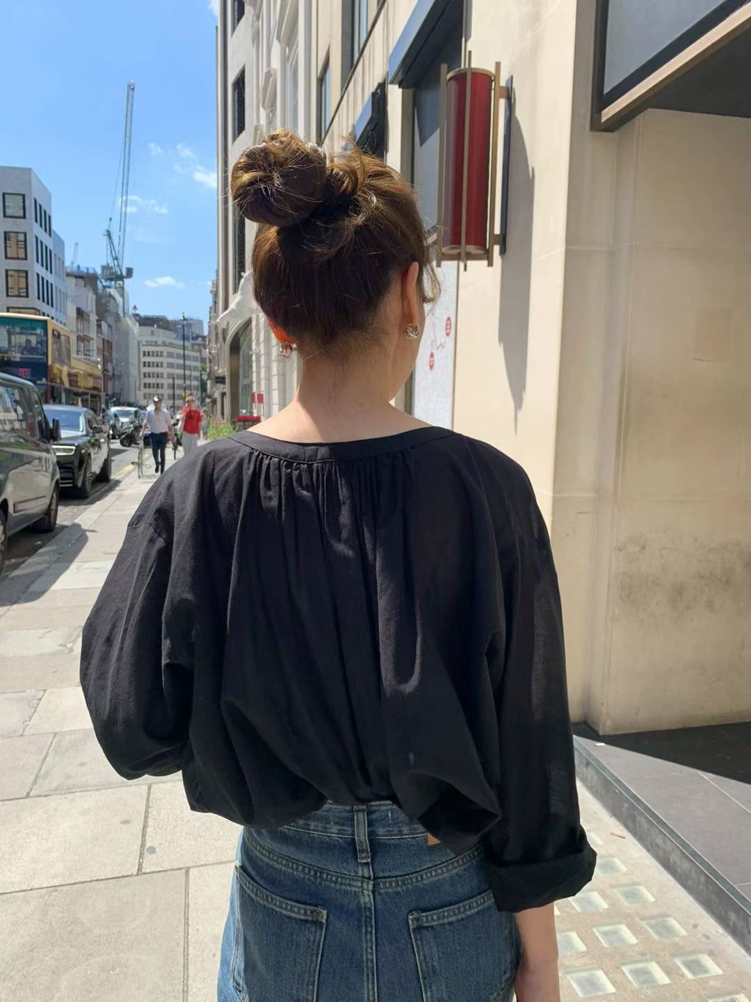 Ounce soi round shirring blouse-2col