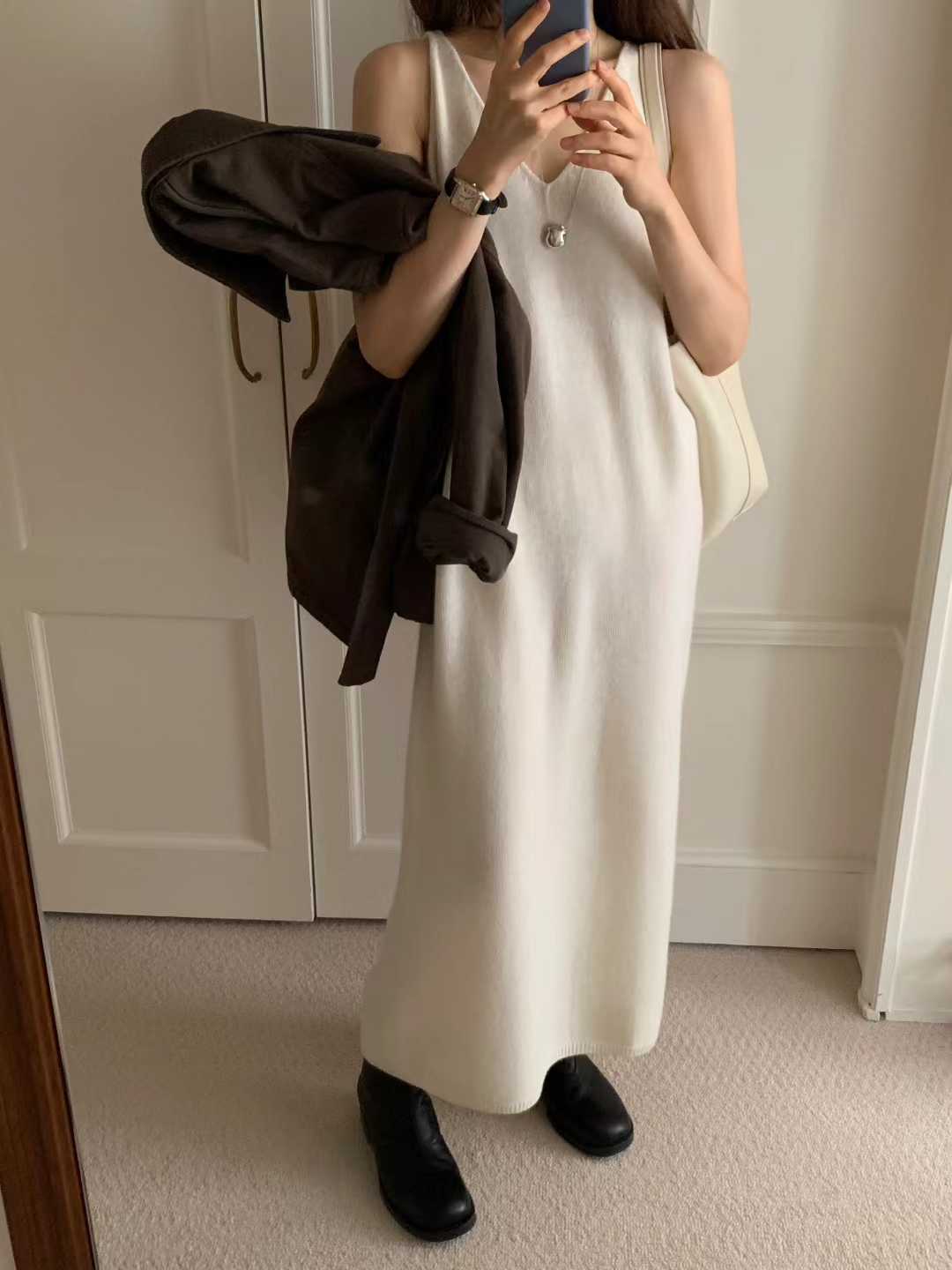 Ounce lindy v knit onepiece-2col