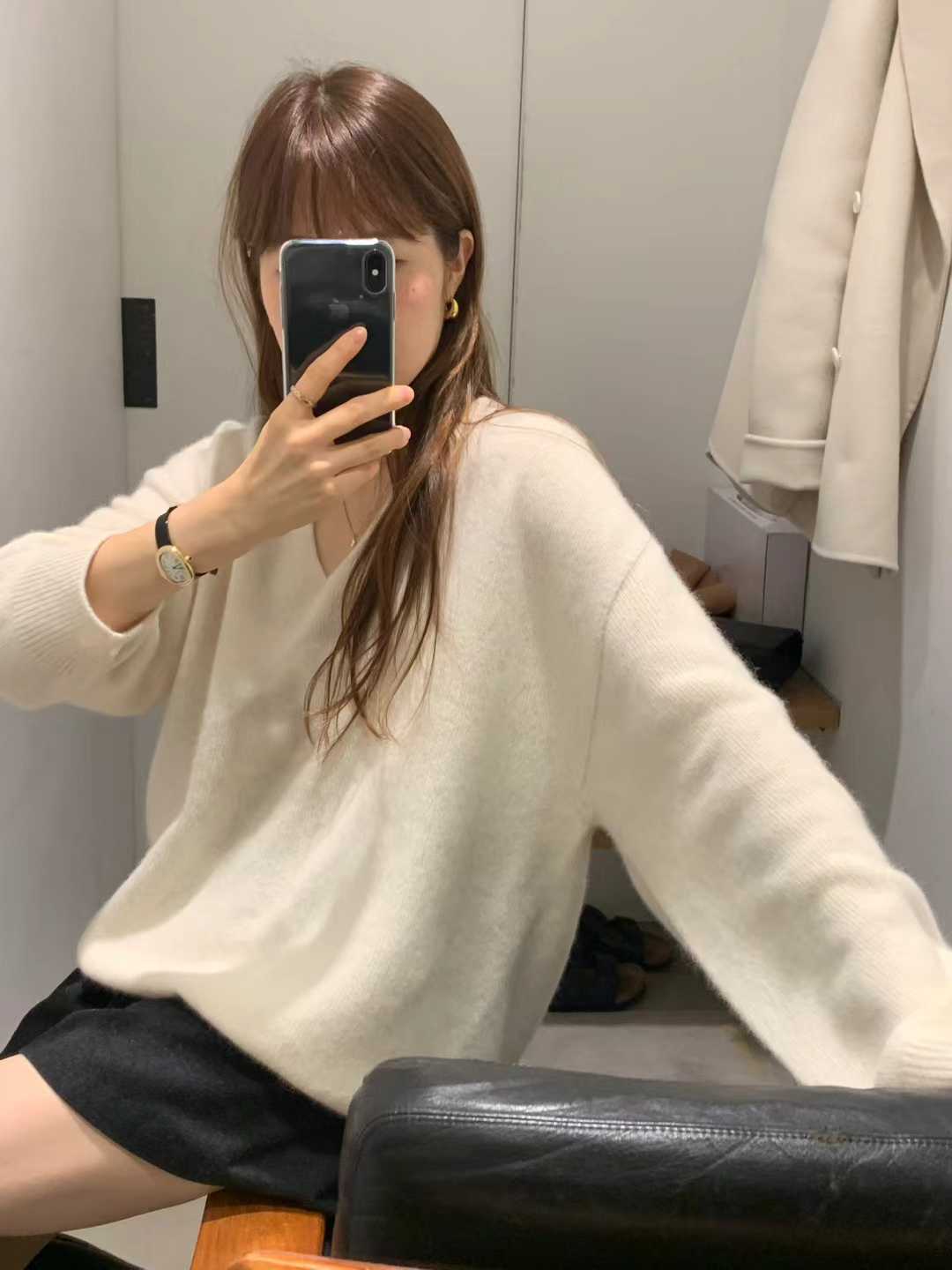 Ounce raccoon V pullover knit-3col