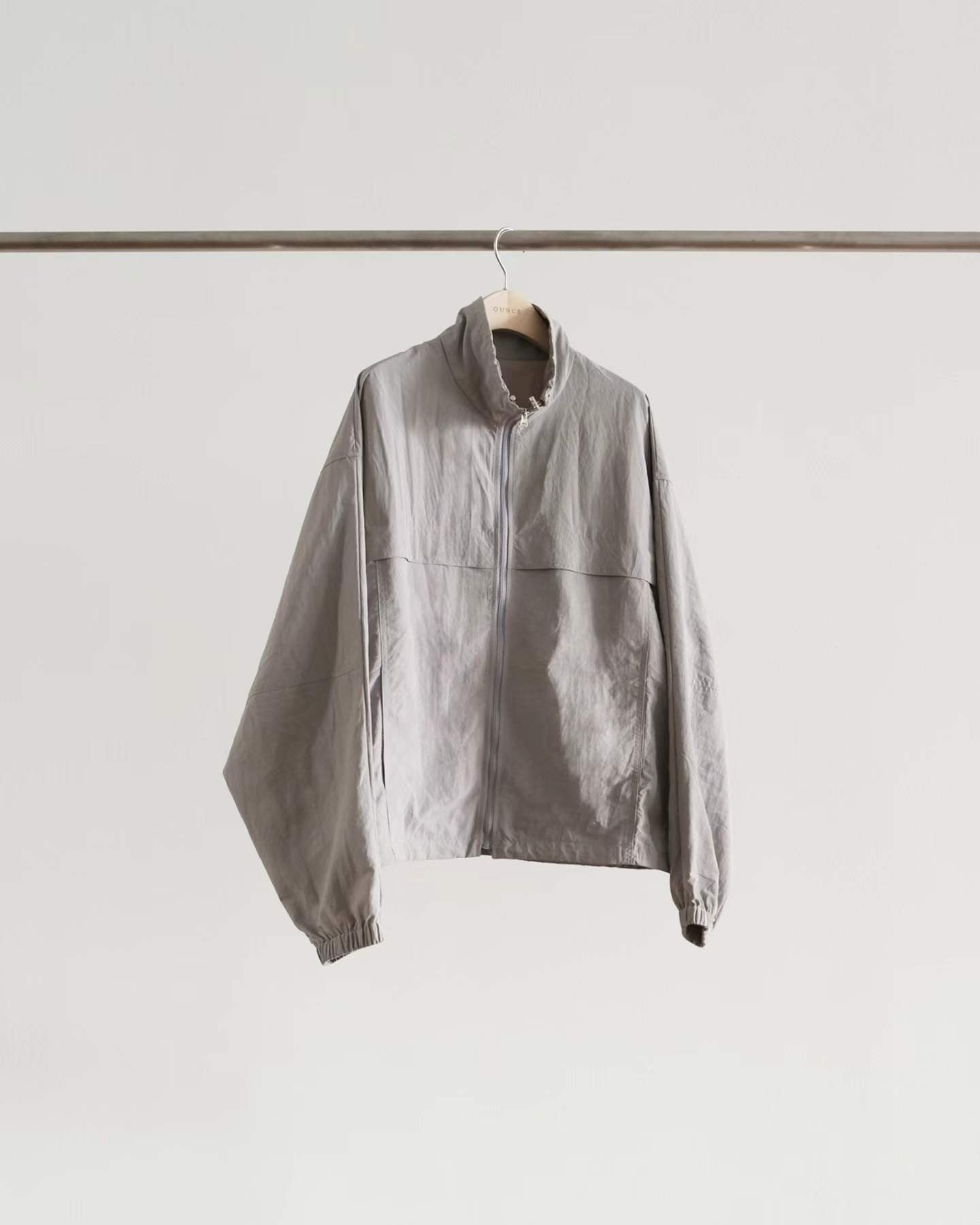 Ounce light wind jumper