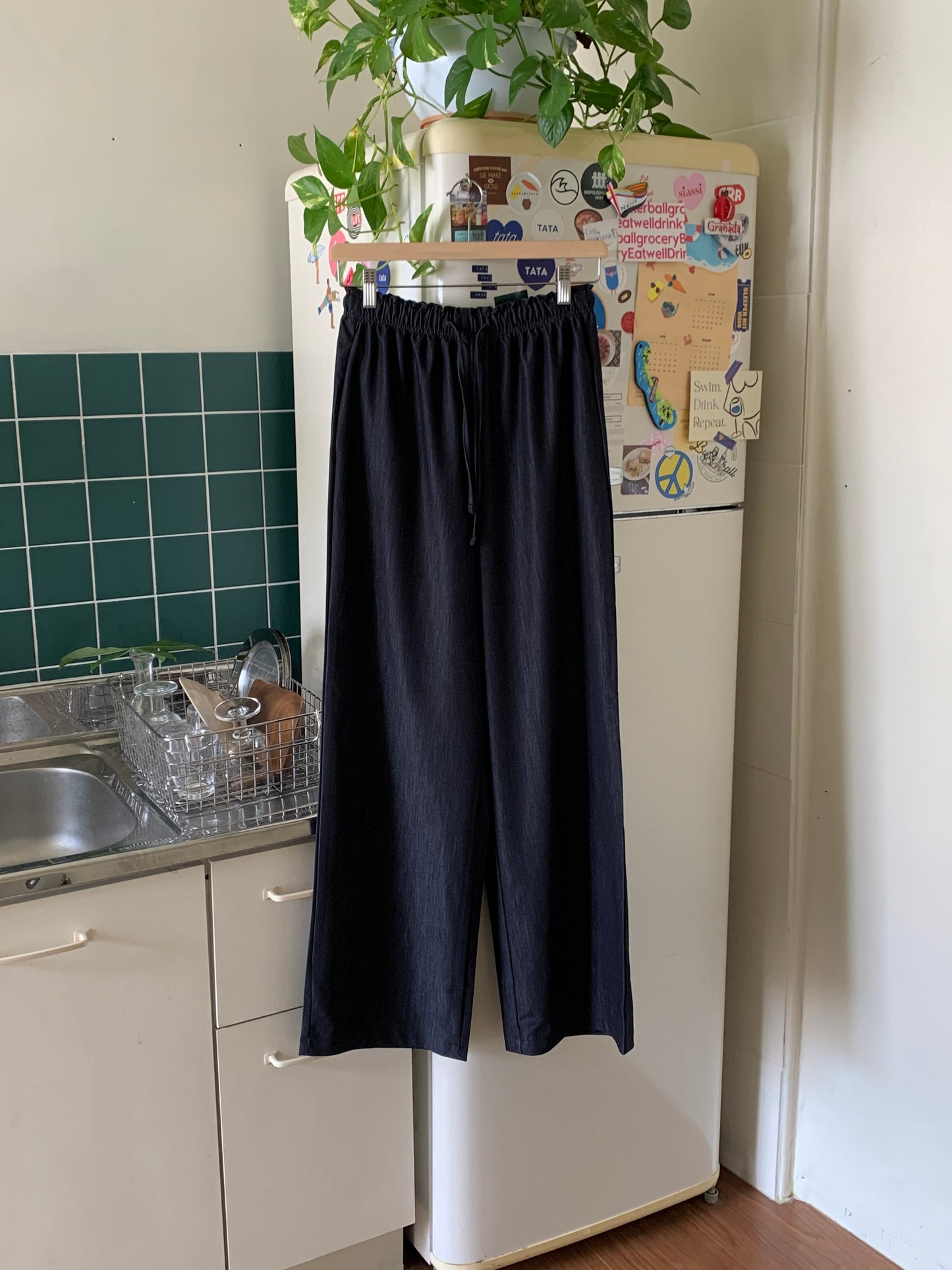 Ice banding denim slacks ショート丈あり