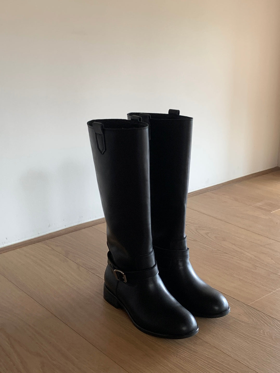 Dual Mood Leather long boots