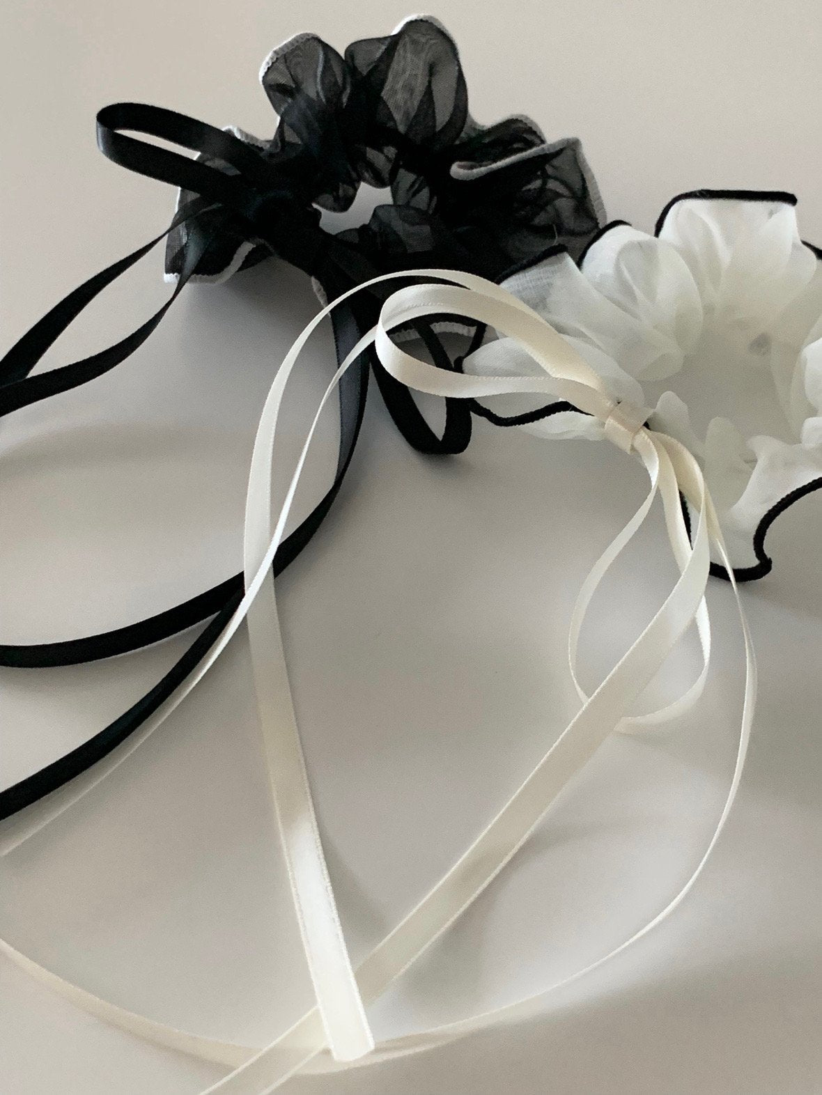 long ribbon band