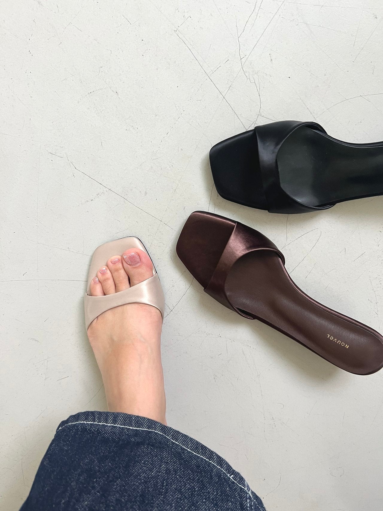 Satin 3-meter middle heel mule