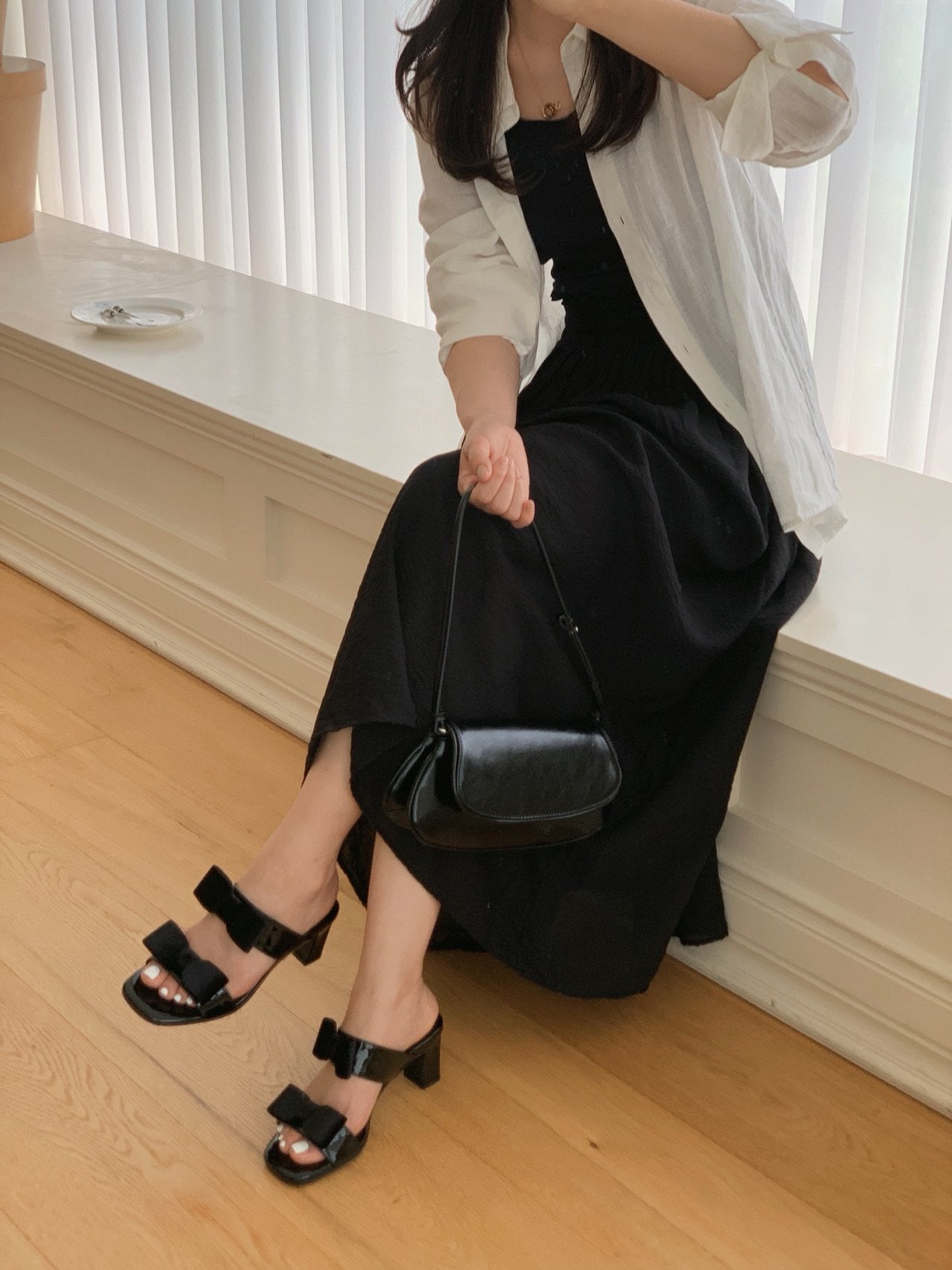 Noir Velvet Ribbon Mule